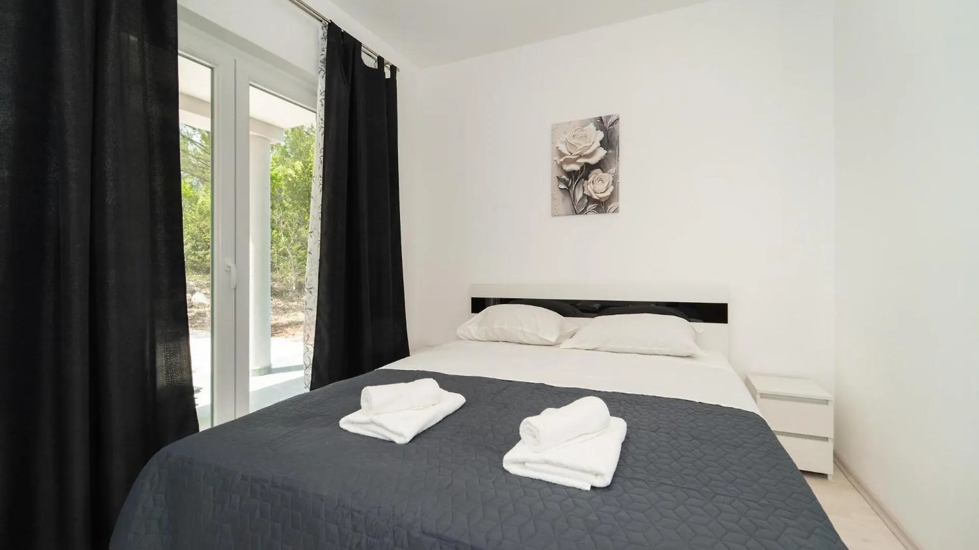Beautiful Apartment In Pridraga With Wifi 0*,  كرواتيا