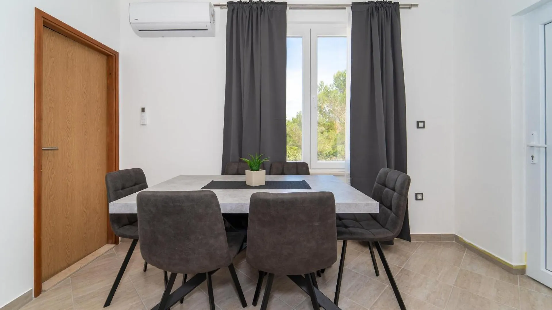 Beautiful Apartment In Pridraga With Wifi Hırvatistan